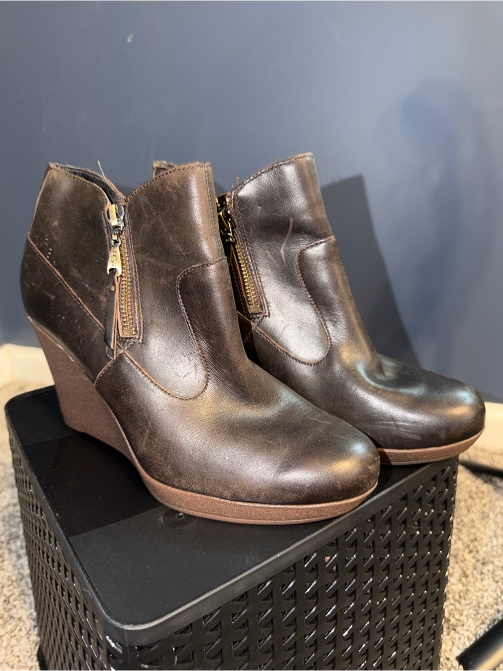 UGG Brown Leather Wedge Ankle Booties with Side Zip
